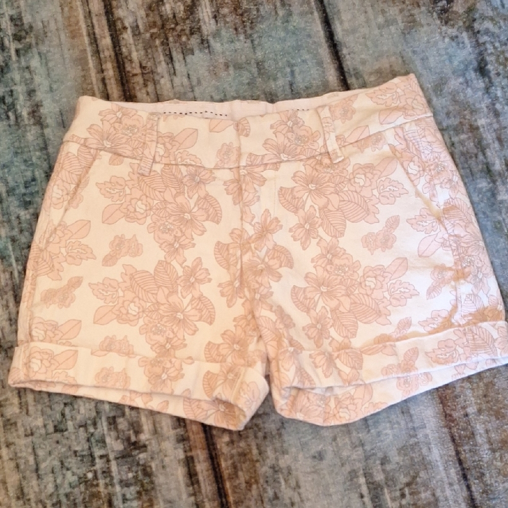 Dear John Peach Floral Women's Bermudas. Excellent Condition  NWOT Size 27